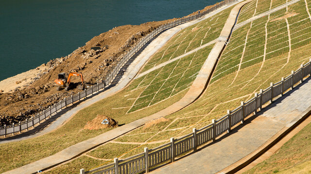 红水河河堤改建