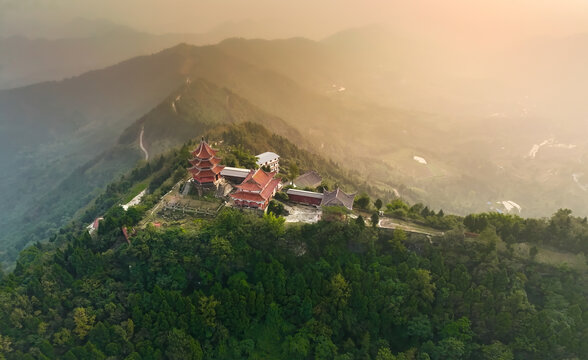 贵福龙华寺