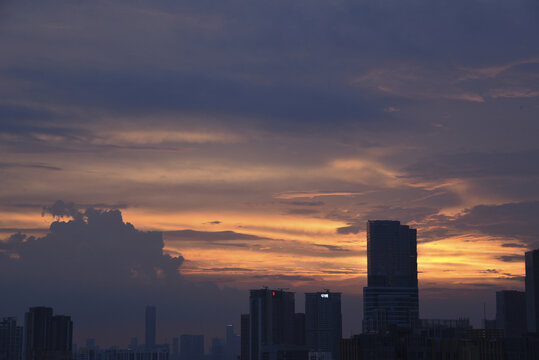 都市晚霞美景