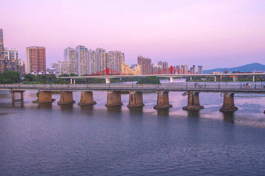 漳州芗城区中山桥暮色