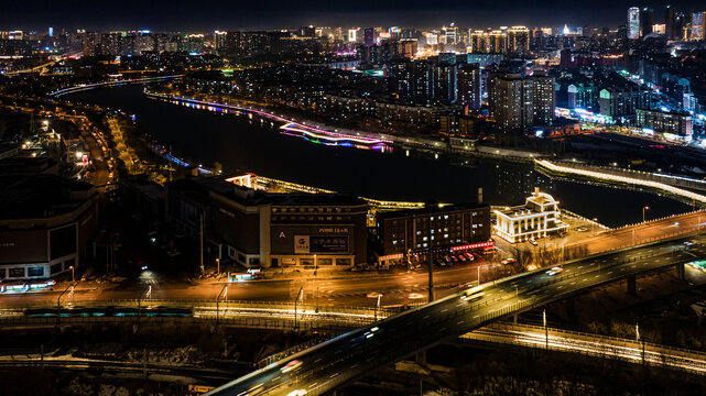 中国长春伊通河畔冬季夜景