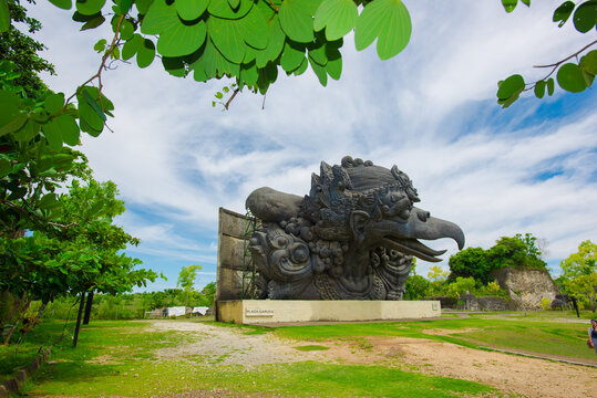 巴厘岛神鹰广场