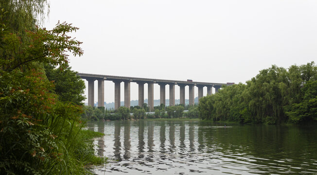 高速公路