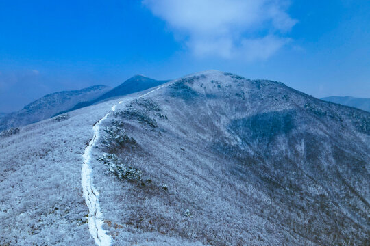 龙王山雪景