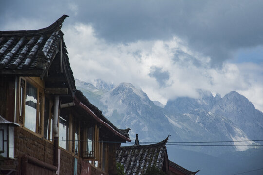 雪山小镇