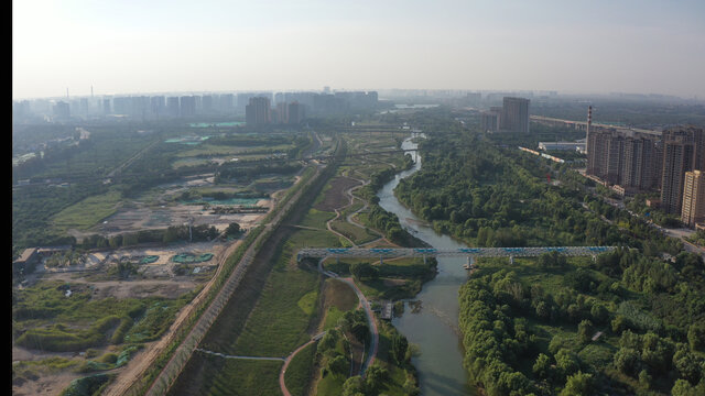 航拍灞河湿地公园浐灞生态区