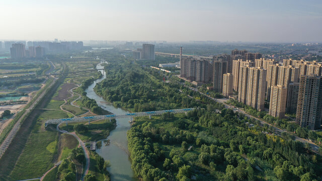 航拍灞河湿地公园浐灞生态区