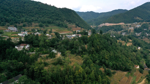 航拍商洛天蓬山寨景区秦岭山脉