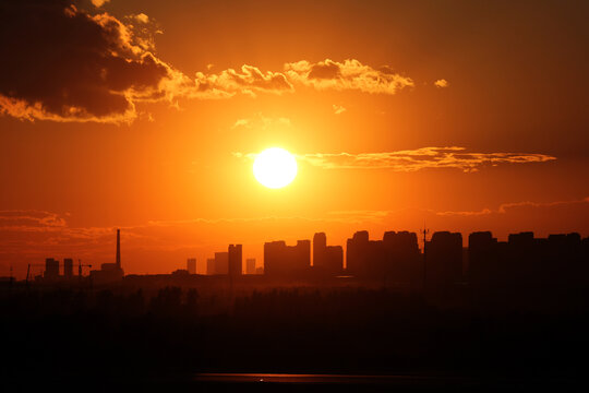 城市的夕阳落日