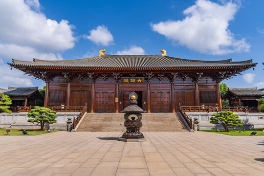 上海宝山寺大雄殿