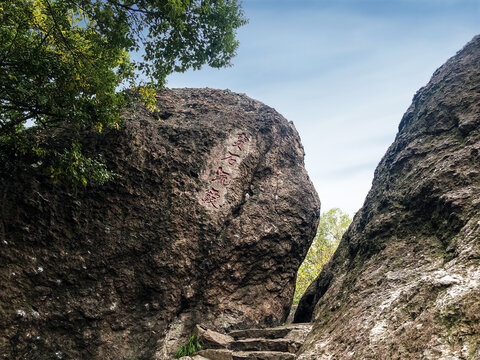 宝石山景点