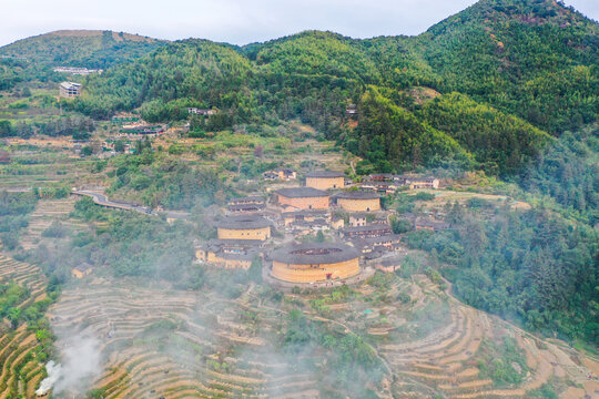 田螺坑土楼群