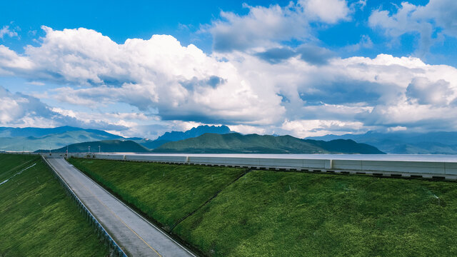 青山绿水