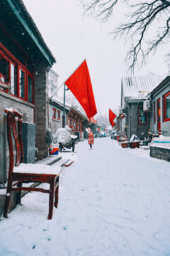 老北京过年下雪节日胡同雪景