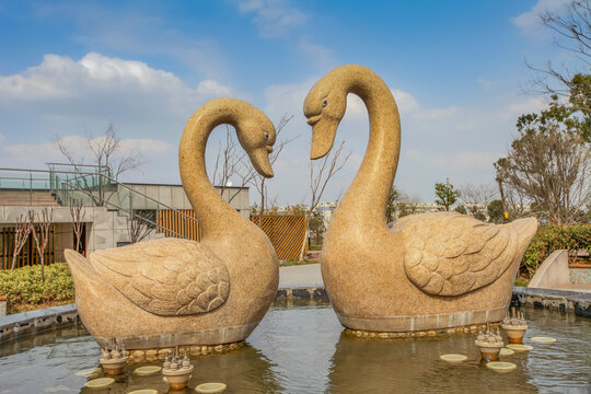 宿州天鹅湾住宅小区雕塑