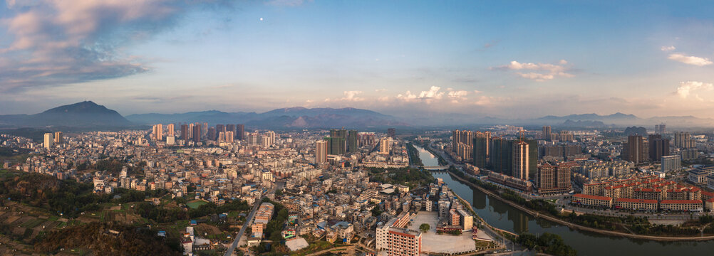 钟山县城全景