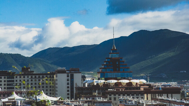 香格里拉全景