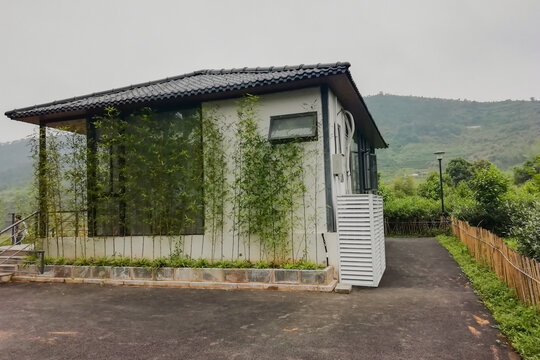 山中小屋