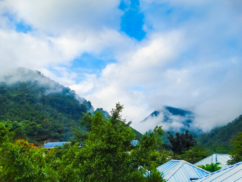 云南山村