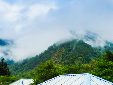 云南山村