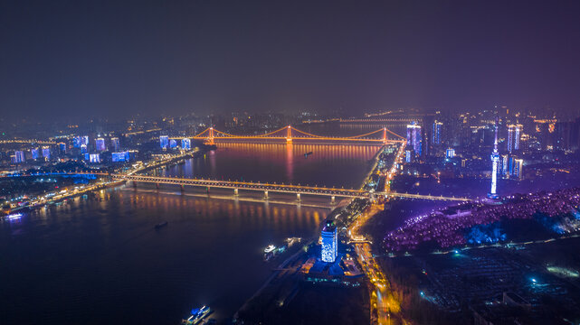 武汉长江两岸夜景