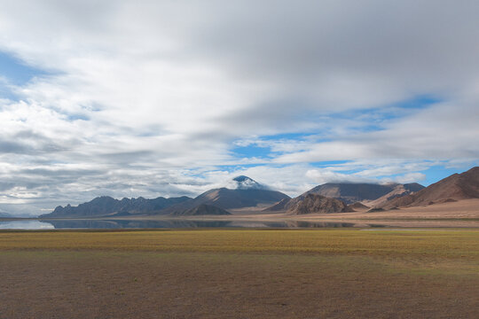 西藏阿里风景