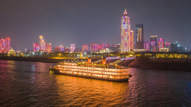 武汉知音号夜景