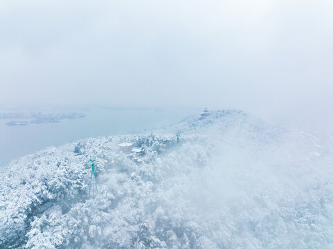 武汉东湖磨山风景区冬季雪景