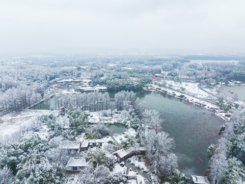 武汉东湖磨山风景区冬季雪景