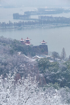 武汉东湖磨山风景区冬季雪景