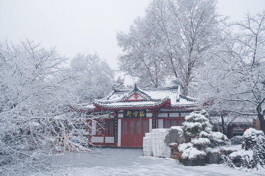 武汉东湖磨山风景区冬季雪景