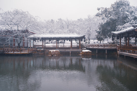 武汉东湖磨山风景区冬季雪景