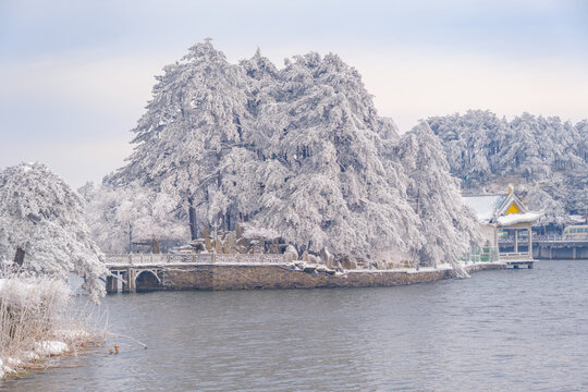 江西庐山风景区雪景风光