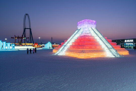 哈尔滨冰雪大世界夜景