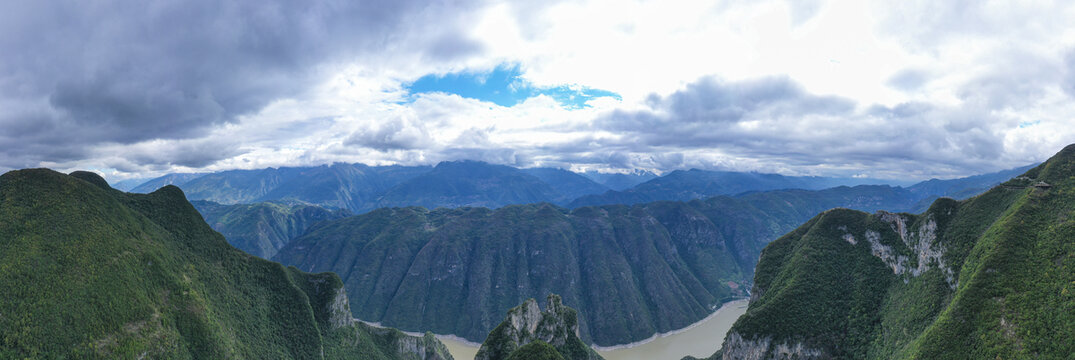 巫山神女峰