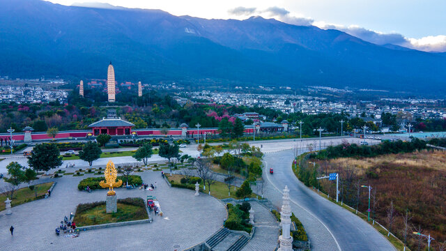 大理崇圣寺三塔