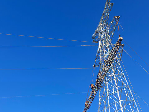 电力铁塔建设