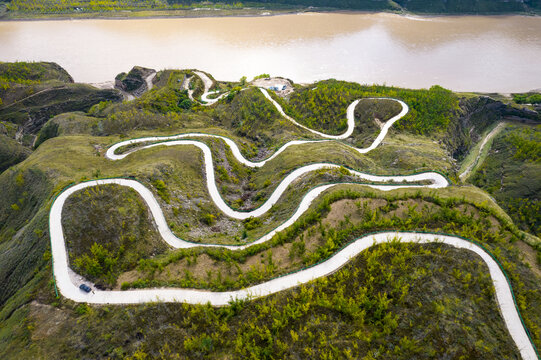 盘山路