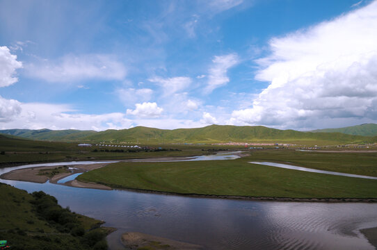 红原月亮湾旅游风景区