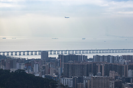 远眺广深沿江高速