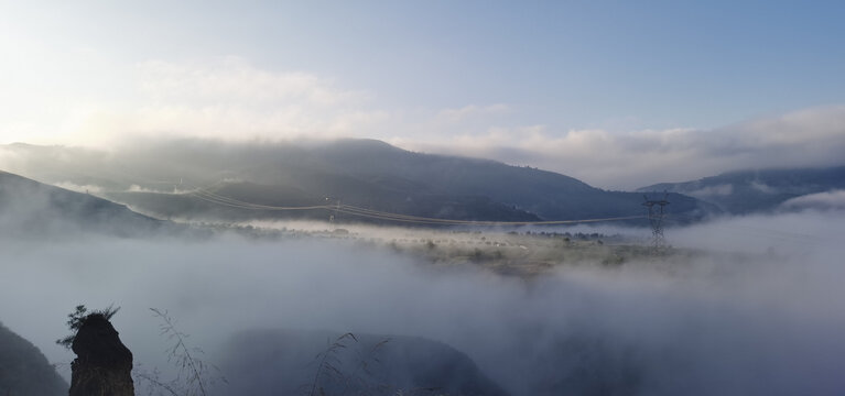 高山云雾