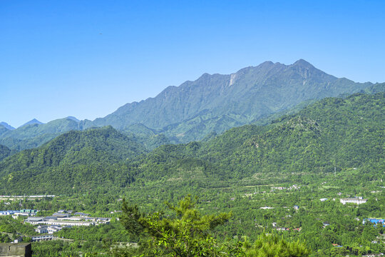 都江堰群山