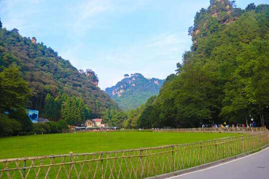 金鞭溪景区