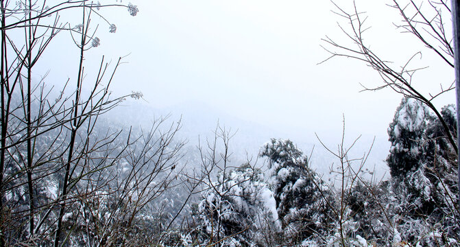 冬日白兆山