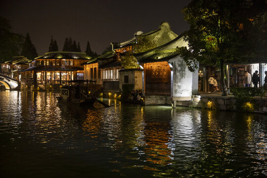 六大古镇之一乌镇夜景