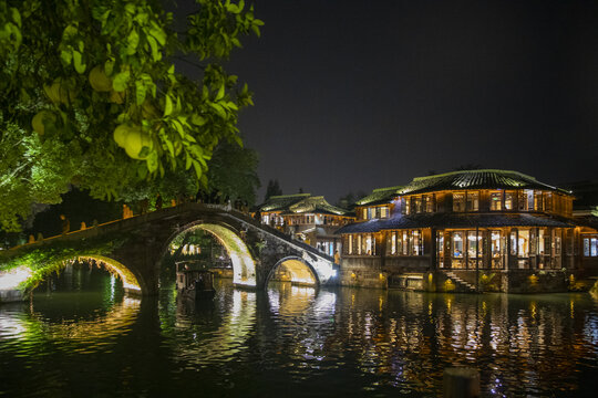 水乡古镇夜景