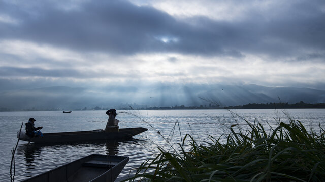 剑湖国家湿地公园渔船