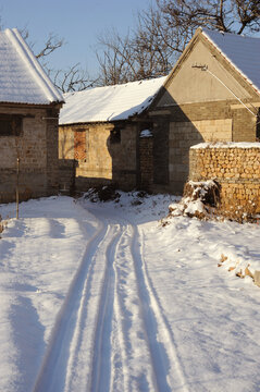 下雪的农村