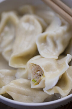 传统手工鲜肉白菜水饺