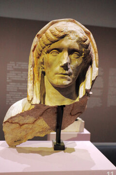 古罗马大理石女子头像雕塑
